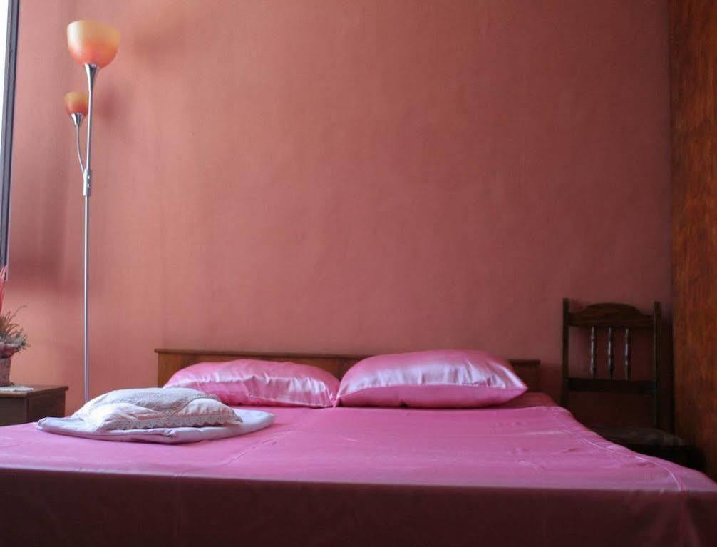 Guest House Edelvais Dve Mogili Exteriér fotografie