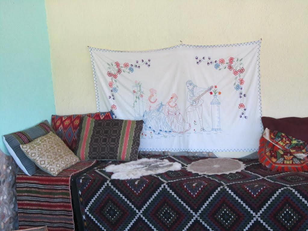 Guest House Edelvais Dve Mogili Exteriér fotografie